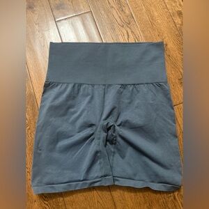 BLANQI Maternity/Postpartum Seamless Shorts Blue Grey Size Large